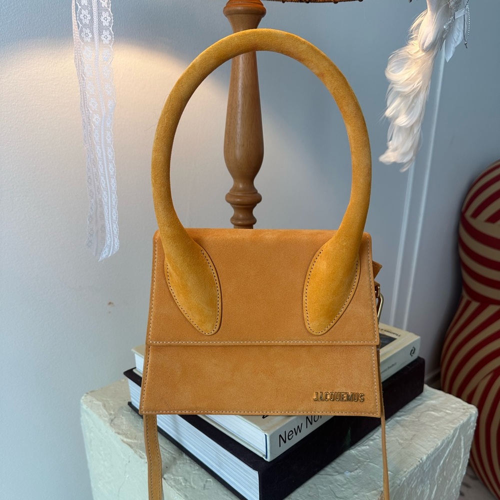 Jacquemus Le Chiquito Medium Bag